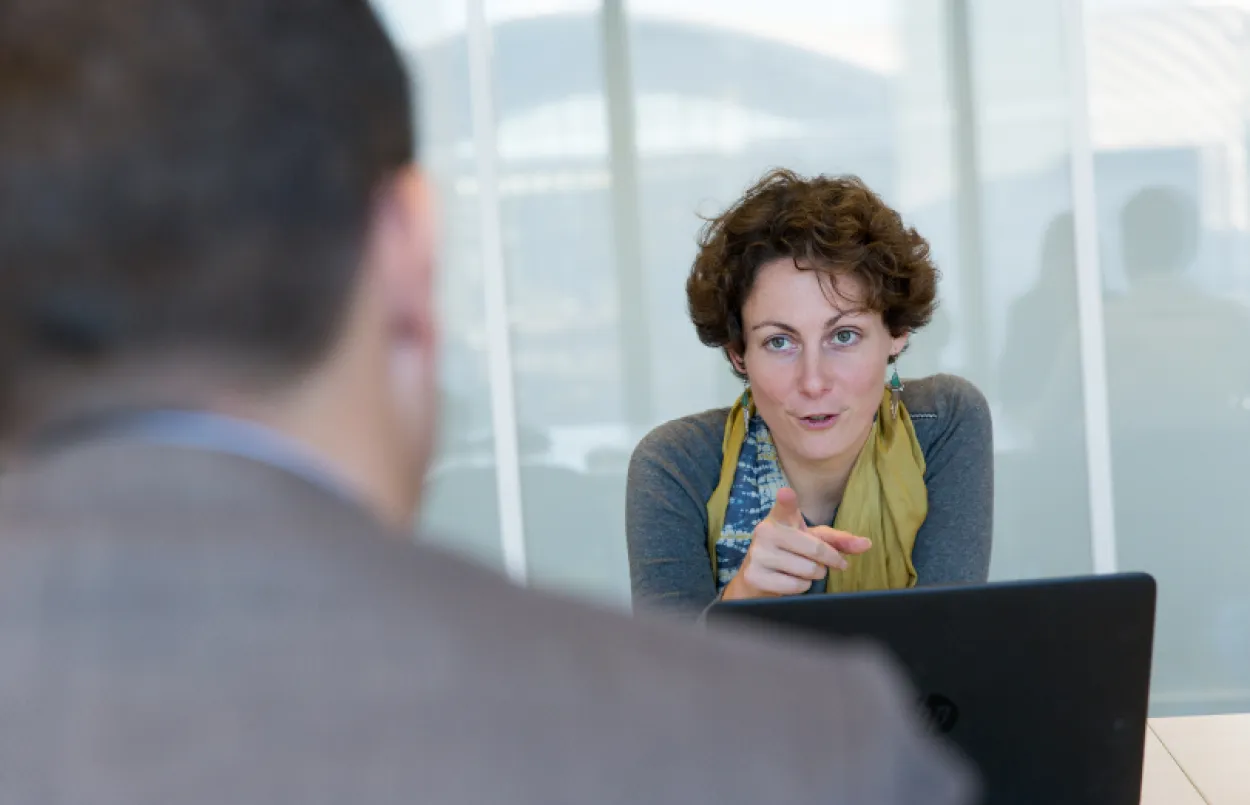 découvrez le service client d'open énergie, dédié à répondre à toutes vos questions et à vous accompagner dans votre expérience énergétique. bénéficiez d'une assistance personnalisée pour optimiser votre contrat et profiter pleinement de nos offres.