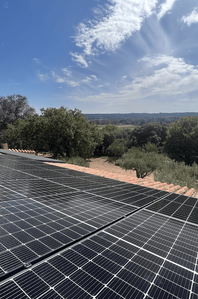 découvrez les avantages des panneaux photovoltaïques dans l'hérault : une solution écologique pour produire votre propre électricité et réduire votre facture énergétique. optez pour une énergie renouvelable et passez au solaire dès aujourd'hui !