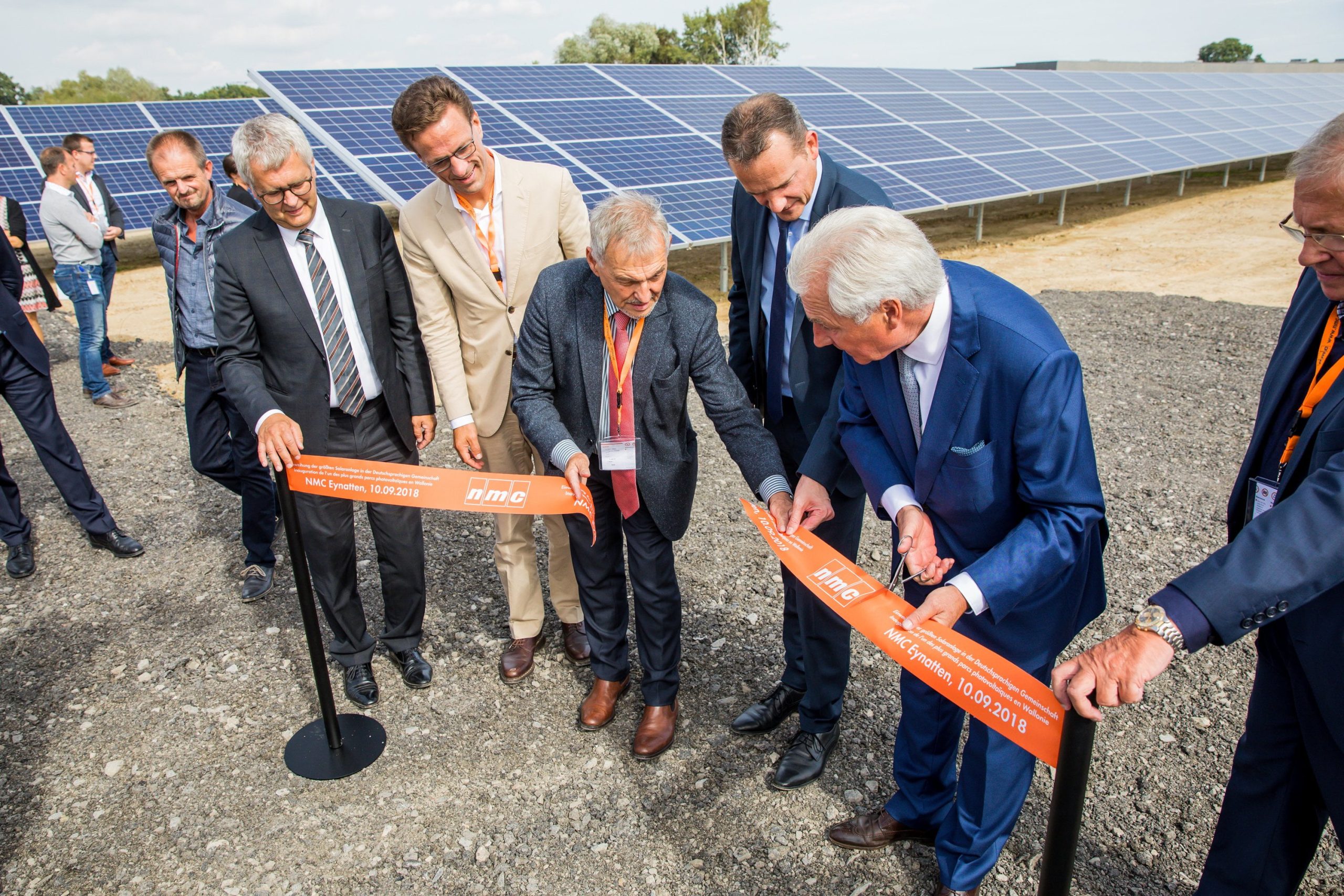 découvrez les panneaux photovoltaïques en wallonie, une solution écologique et économique pour produire votre propre électricité. profitez des aides disponibles et des avantages fiscaux pour investir dans une énergie renouvelable durable.