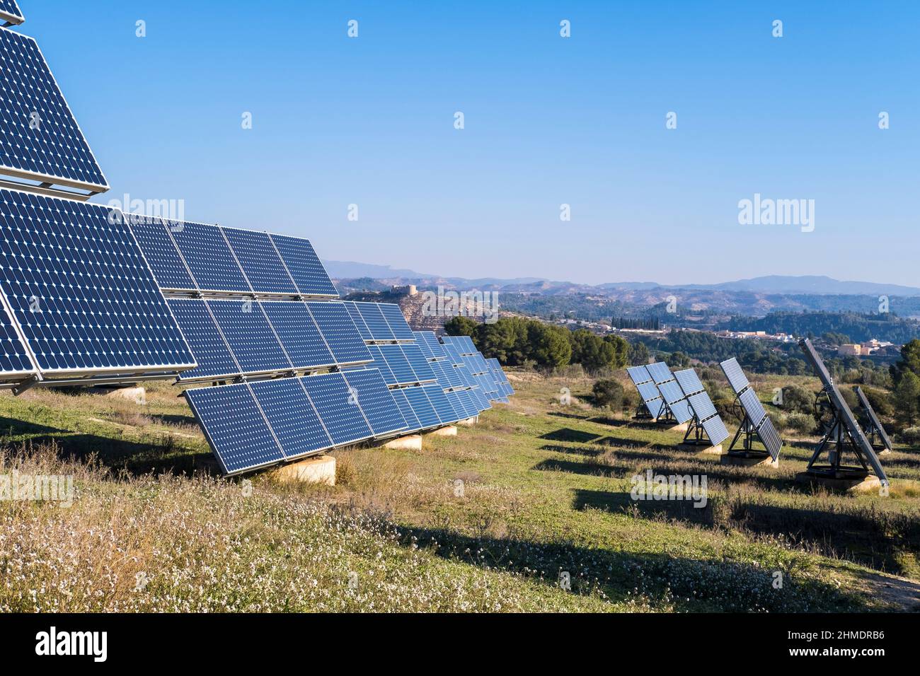 découvrez les avantages des panneaux solaires en espagne : une énergie renouvelable idéale grâce à un ensoleillement optimal. informez-vous sur l'installation, les subventions et les bénéfices écologiques.