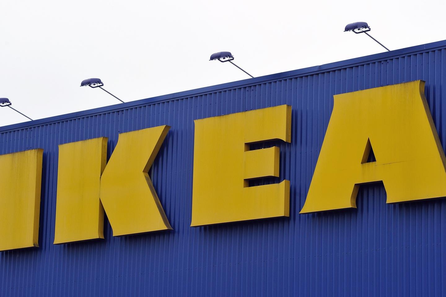 découvrez les panneaux solaires ikea, une solution efficace et durable pour réduire votre empreinte carbone et profiter d'économies d'énergie. faciles à installer et à intégrer dans votre espace, ces panneaux vous aident à adopter une consommation responsable tout en bénéficiant d'une source d'énergie renouvelable.