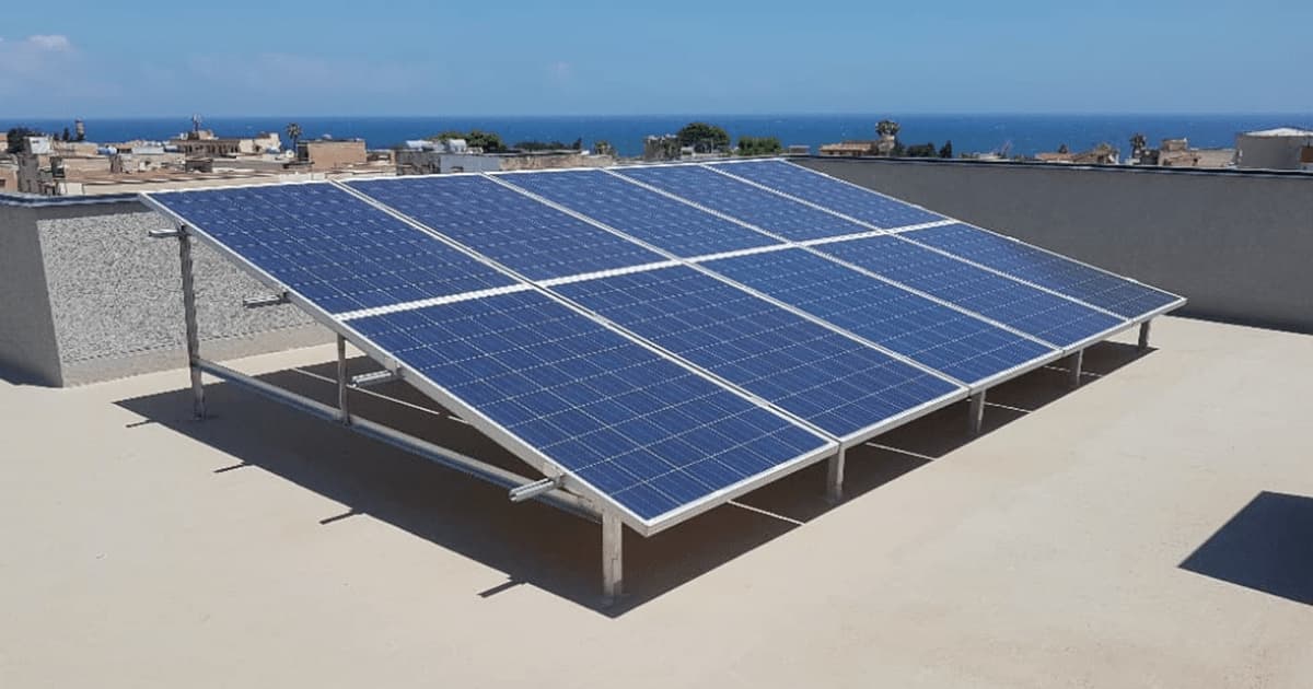 découvrez les avantages des panneaux solaires plats, une solution esthétique et efficace pour produire de l'énergie renouvelable. idéaux pour les toits, ils maximisent l'absorption solaire tout en minimisant l'espace occupé. informez-vous sur leur installation, leur rendement et leur impact environnemental.