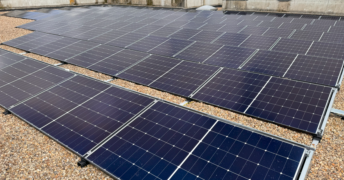 découvrez les meilleures solutions de panneaux solaires à rouen pour réduire votre empreinte carbone et réaliser des économies d'énergie. informez-vous sur les avantages des installations solaires et démarrez votre transition énergétique dès aujourd'hui.