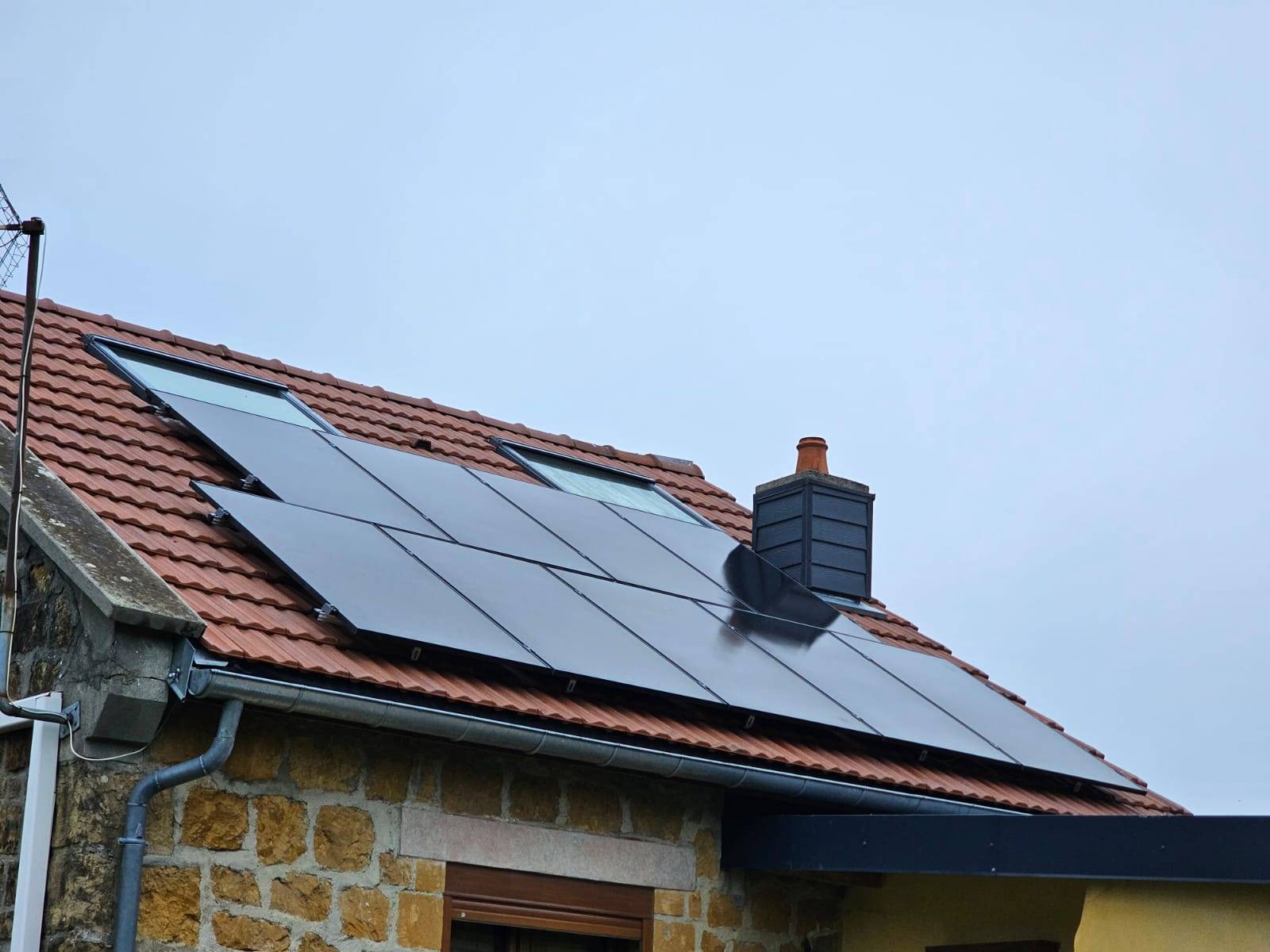 découvrez les panneaux solaires thomson, une solution énergétique durable et efficace pour réduire votre facture d'électricité et contribuer à la protection de l'environnement. bénéficiez d'une technologie de pointe et d'une installation simplifiée.