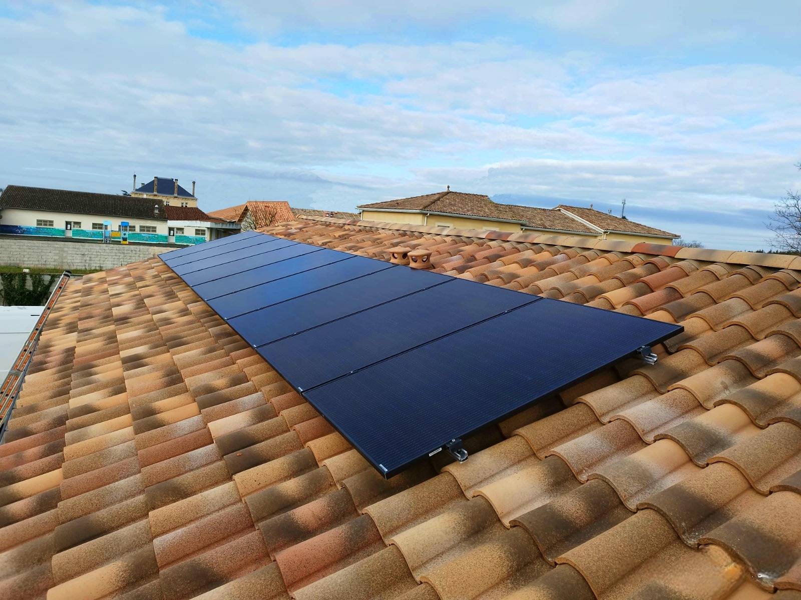 découvrez le panneau solaire thomson, une solution innovante et durable pour produire de l'énergie propre. idéal pour réduire vos factures d'électricité et contribuer à la protection de l'environnement.
