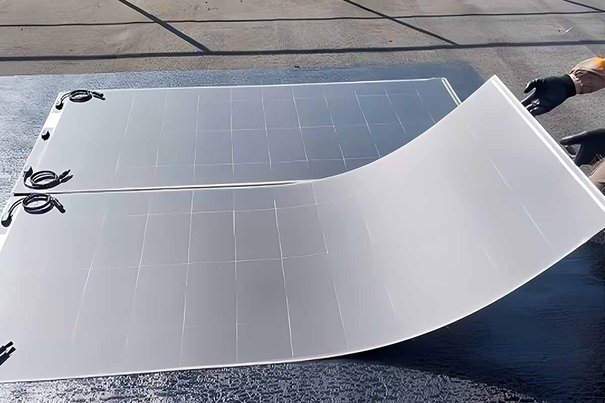 découvrez les avantages des panneaux solaires sur un toit à 4 pentes. optimisez votre consommation d'énergie tout en valorisant votre habitat grâce à une installation esthétique et efficace. profitez d'une solution durable pour réduire votre empreinte carbone.