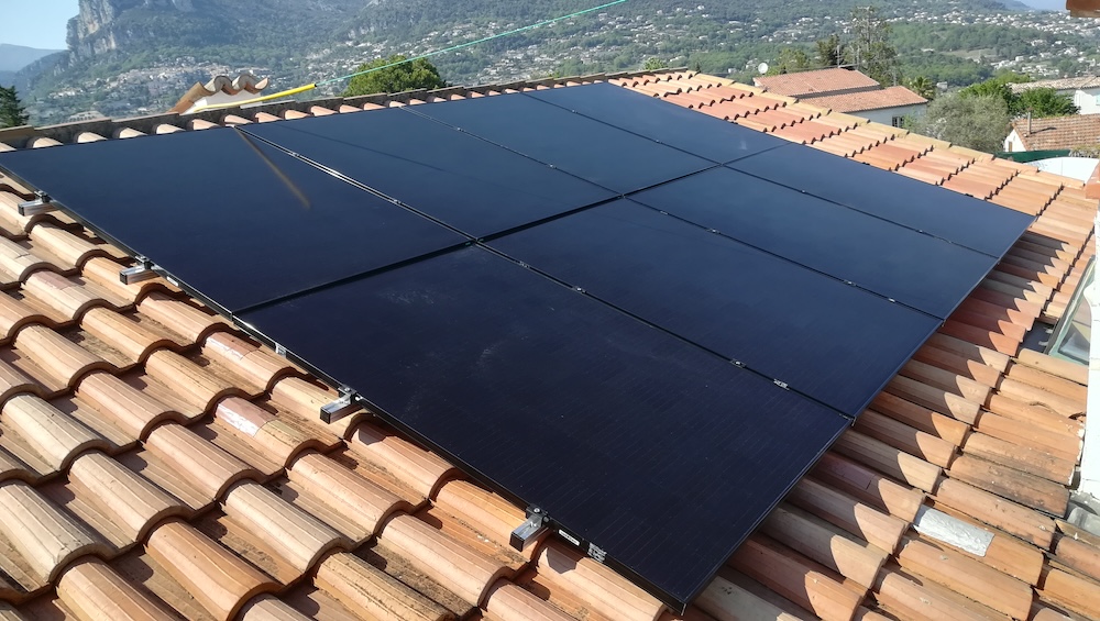 découvrez les avantages des panneaux solaires spécialement conçus pour les toits en zinc. maximisez l'efficacité énergétique de votre maison tout en préservant l'esthétique de votre toiture grâce à des solutions innovantes et durables.
