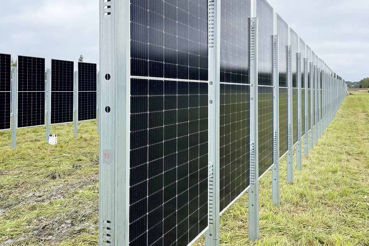 découvrez les avantages des panneaux solaires verticaux pour optimiser l'espace et capter un maximum d'énergie solaire. idéaux pour les petites surfaces, ces systèmes innovants offrent une solution écologique et esthétique pour alimenter vos équipements en électricité tout en préservant l'environnement.