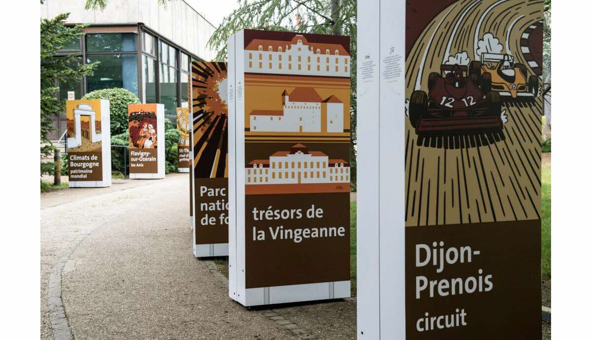 découvrez une large sélection de panneaux à dijon, adaptés à tous vos besoins, qu'il s'agisse de décoration, de signalisation ou d'affichage. profitez de nos conseils d'experts et de produits de qualité pour embellir votre espace.