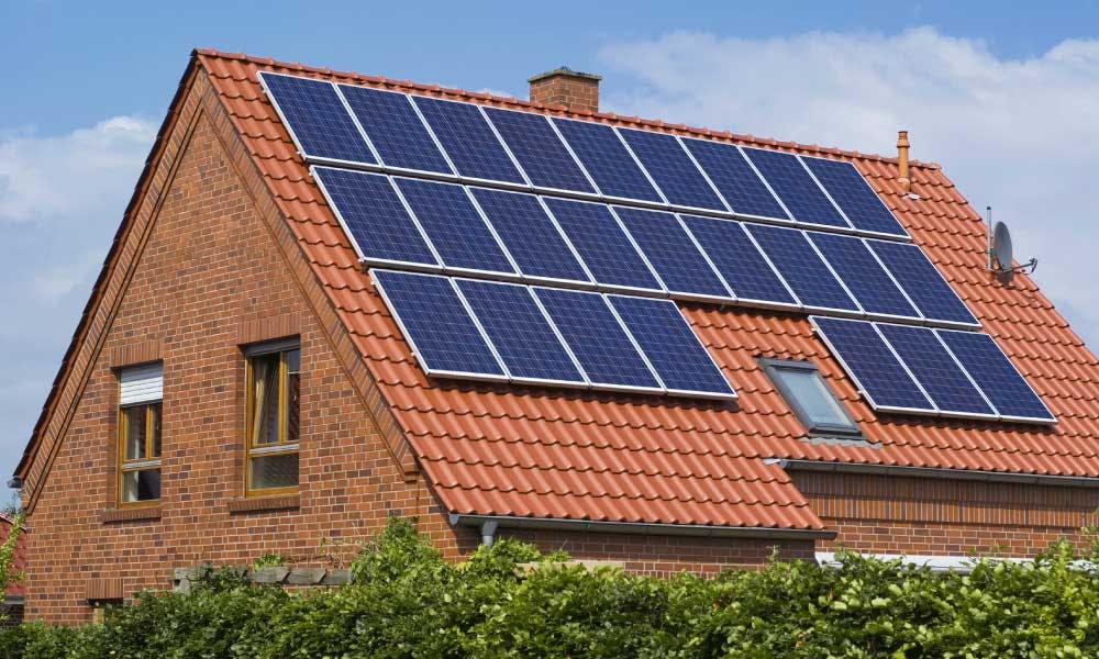 découvrez les avantages des panneaux photovoltaïques : une solution énergétique durable et économique pour réduire votre facture d'électricité et préserver l'environnement. informez-vous sur leur installation, leur fonctionnement et les aides disponibles.
