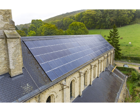 découvrez les avantages des panneaux photovoltaïques en loire. profitez d'une énergie propre et renouvelable, réduisez vos factures d'électricité et contribuez à la protection de l'environnement grâce à nos solutions sur mesure. informez-vous sur les subventions et les installations adaptées à vos besoins.