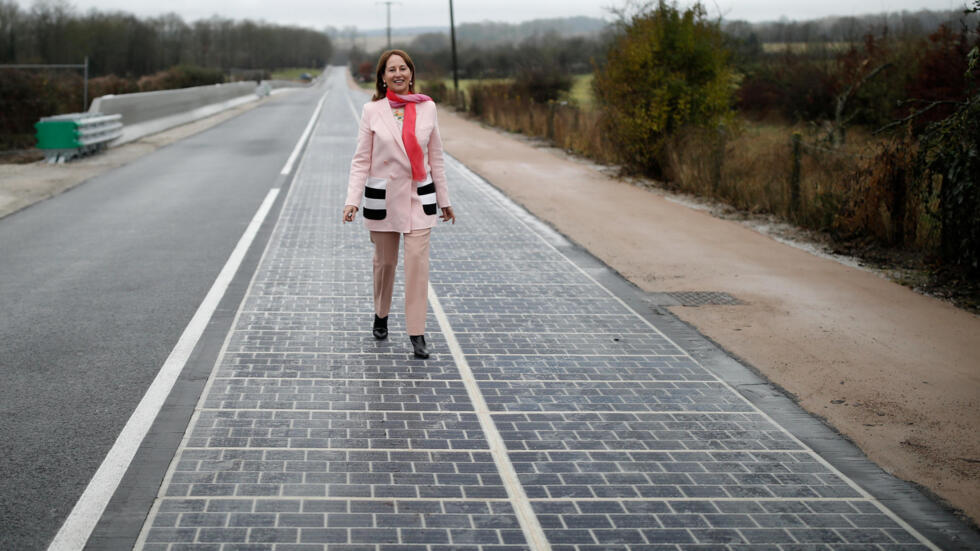 découvrez les avantages des panneaux solaires en normandie : une énergie durable, des économies sur vos factures d'électricité et une contribution à la préservation de l'environnement. informez-vous sur les installations, les subventions disponibles et les installateurs locaux.