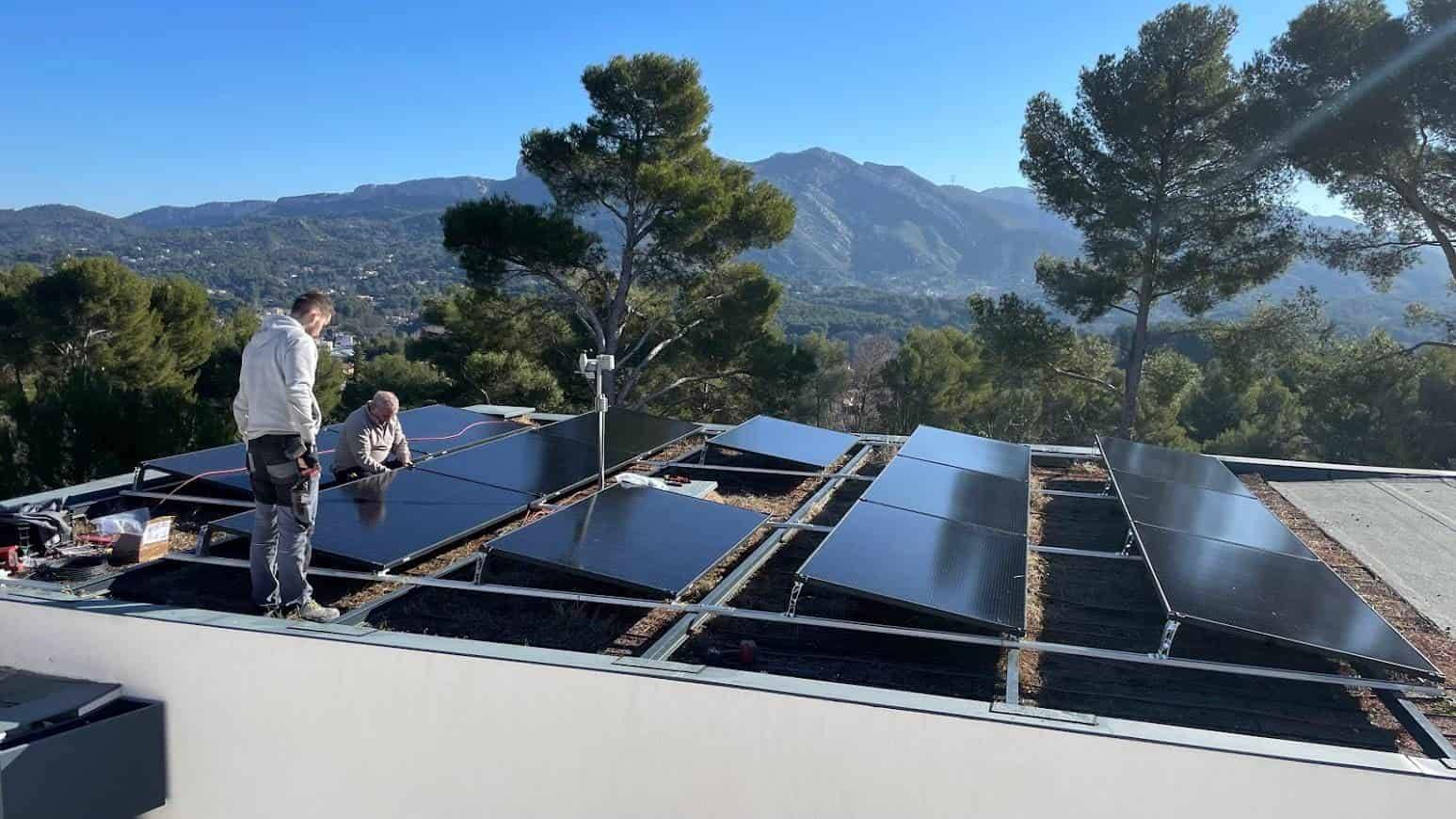 découvrez les meilleurs panneaux solaires dans le var (83) pour optimiser votre consommation d'énergie. profitez des avantages écologiques et économiques des solutions solaires adaptées à votre maison. contactez-nous pour une installation professionnelle et un accompagnement personnalisé.