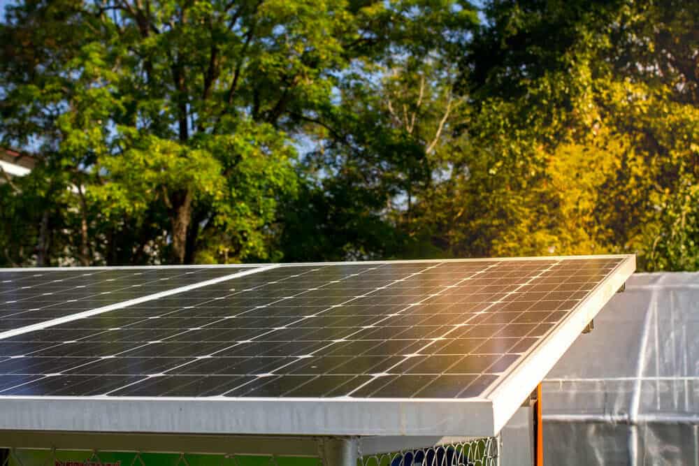 découvrez les panneaux solaires deye, une solution innovante et écologique pour maximiser votre production d'énergie. profitez d'une installation simple et d'une performance optimale, tout en réduisant votre empreinte carbone. optimisez vos économies d'énergie dès aujourd'hui avec deye.