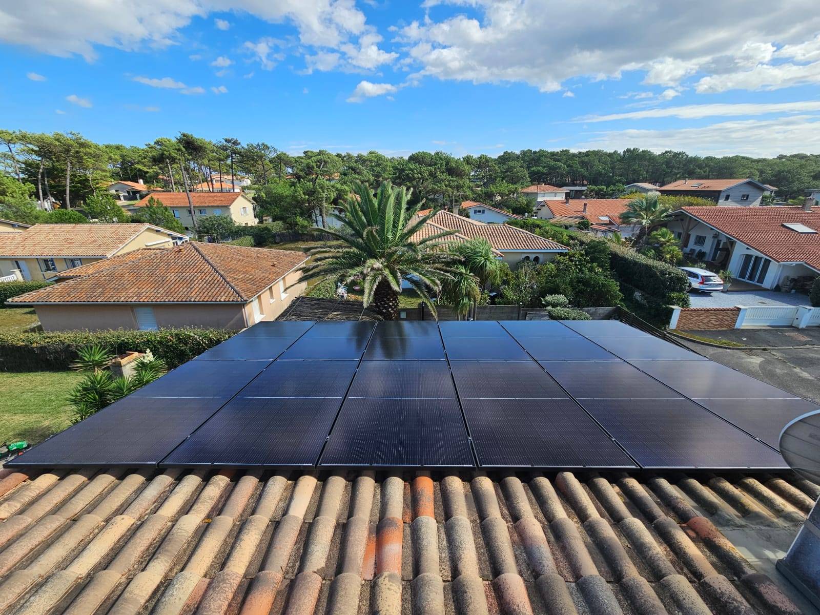 découvrez nos solutions de panneaux solaires dans les landes pour produire votre propre énergie renouvelable. profitez d'économies d'énergie et d'une réduction de votre empreinte carbone grâce à nos installations adaptées à vos besoins.