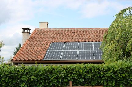 découvrez comment installer des panneaux solaires sur votre maison de 200 m2 pour réduire vos factures d'énergie et bénéficier d'une énergie renouvelable. optimisez votre espace et contribuez à la protection de l'environnement tout en augmentant la valeur de votre propriété.