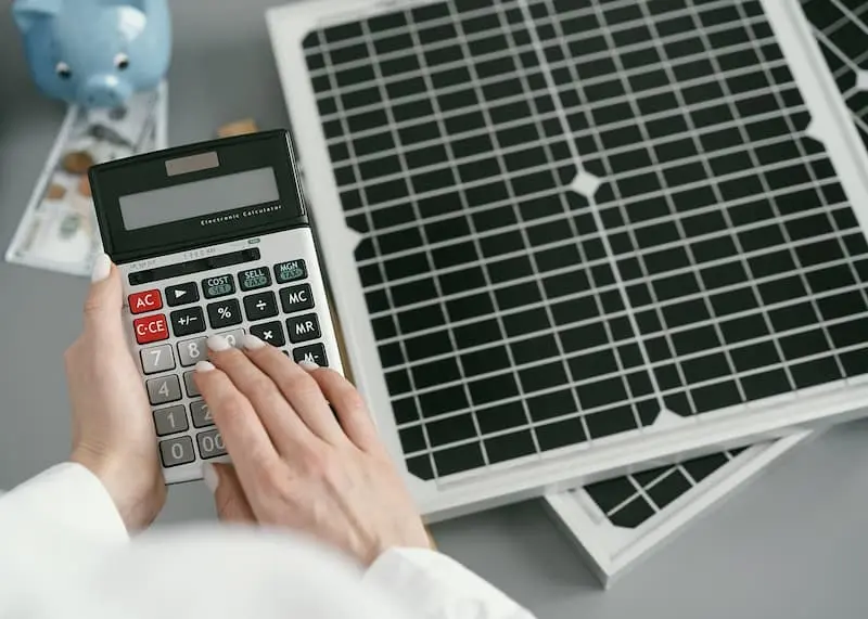 découvrez comment les panneaux solaires peuvent devenir une solution rentable pour votre maison ou entreprise. profitez d'économies sur vos factures d'énergie tout en contribuant à la protection de l'environnement grâce à une énergie renouvelable et durable.