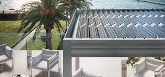 transformez votre espace extérieur avec une pergola photovoltaïque, alliant esthétisme et énergie renouvelable. profitez d'un ombrage élégant tout en produisant votre propre électricité grâce aux panneaux solaires intégrés. idéale pour allier confort et écologie.