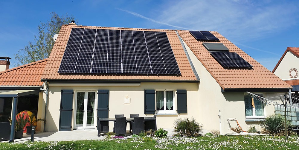 découvrez l'énergie photovoltaïque : une solution écologique et économique pour produire votre propre électricité. apprenez comment installer des panneaux solaires et bénéficier d'une autonomie énergétique tout en réduisant votre empreinte carbone.