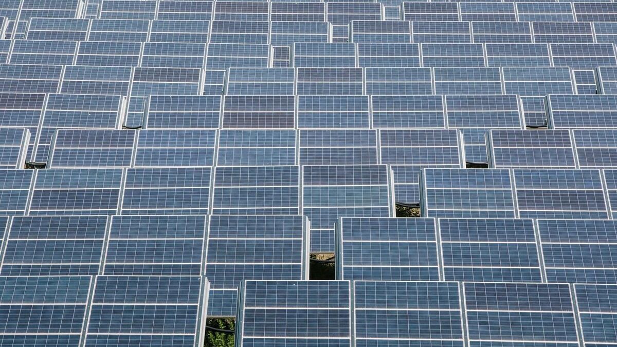 découvrez les dernières tendances et innovations en matière de photovoltaïque pour 2025 à travers des forums interactifs. échangez avec des experts et partagez vos expériences sur les avancées technologiques et les meilleures pratiques dans le domaine de l'énergie solaire.