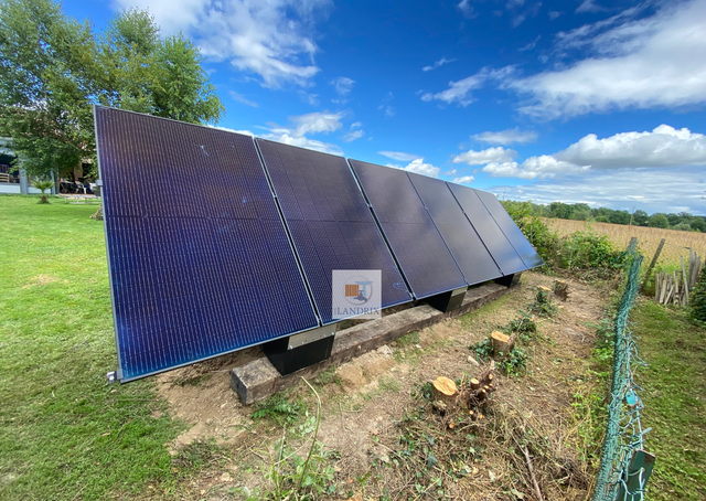 découvrez comment le photovoltaïque à domicile peut transformer votre consommation d'énergie en vous offrant une source d'énergie durable et économique. optez pour l'autoconsommation et réduisez vos factures tout en préservant l'environnement.