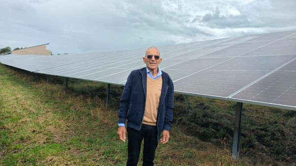 découvrez les solutions photovoltaïques à bordeaux (33) pour optimiser votre consommation d'énergie, réduire votre facture et contribuer à la transition énergétique. profitez des avantages des panneaux solaires et réalisez des économies durables dès aujourd'hui.