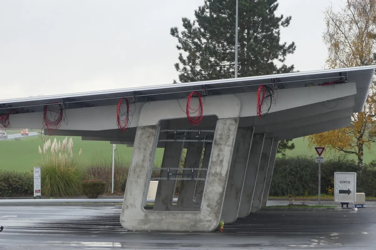 découvrez les solutions photovoltaïques à hoenheim pour une énergie renouvelable et durable. profitez d'une installation solaire performante et réduisez vos factures d'électricité tout en contribuant à la protection de l'environnement.