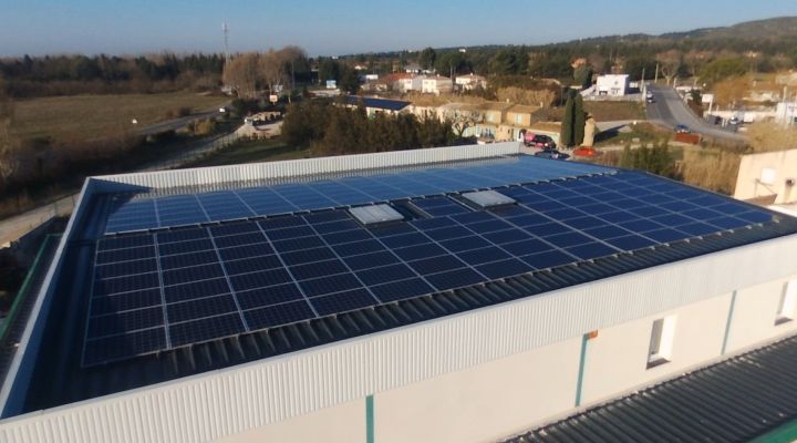 découvrez nos solutions innovantes en matière de photovoltaïque industriel, optimisant votre production d'énergie tout en réduisant vos coûts. profitez d'installations sur mesure adaptées à vos besoins et engagez-vous vers un avenir énergétique durable.