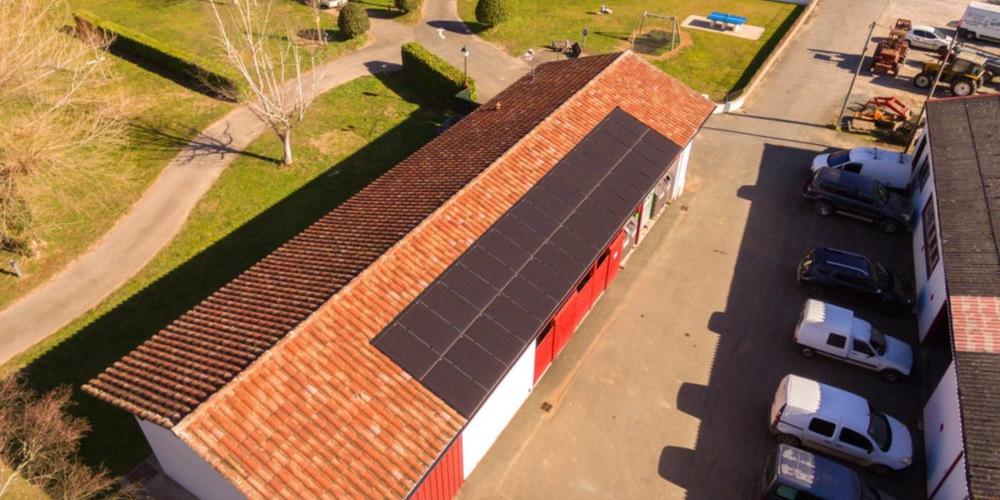 découvrez les solutions photovoltaïques à saint-étienne pour maximiser votre consommation d'énergie et réduire vos factures. profitez des avantages de l'énergie solaire grâce à des installations adaptées à vos besoins.