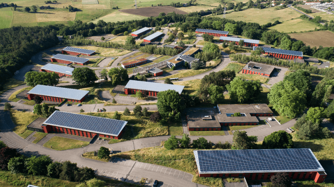 découvrez les solutions photovoltaïques à saint-étienne pour produire votre propre énergie solaire. profitez d'installations de qualité, d'économies sur vos factures d'électricité et d'un engagement pour l'environnement.