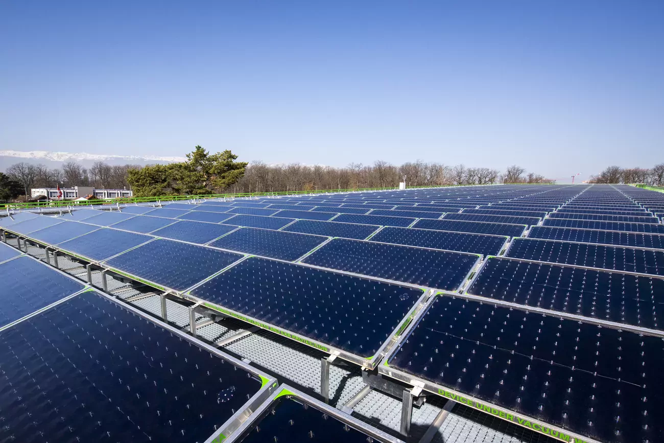 découvrez les avantages du solaire en suisse : une énergie renouvelable propre et durable, des incitations gouvernementales, et un potentiel d'innovation exceptionnel. informez-vous sur les solutions solaires adaptées à vos besoins et contribuez à un avenir énergétique responsable.
