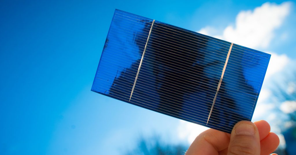 découvrez les avantages des panneaux photovoltaïques pour transformer la lumière du soleil en électricité. apprenez comment cette technologie écologique peut réduire vos factures d'énergie et contribuer à la protection de l'environnement.