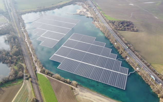 découvrez premier solaire, votre expert en solutions d'énergie renouvelable. profitez d'installations solaires innovantes et durables qui optimisent votre consommation d'énergie tout en préservant l'environnement. rejoignez la révolution solaire dès aujourd'hui!