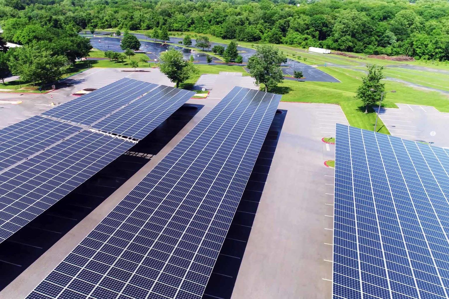 découvrez les prix des ombrières photovoltaïques et optimisez votre espace tout en générant de l'énergie solaire. comparez les modèles, les coûts d'installation et les avantages pour votre projet.