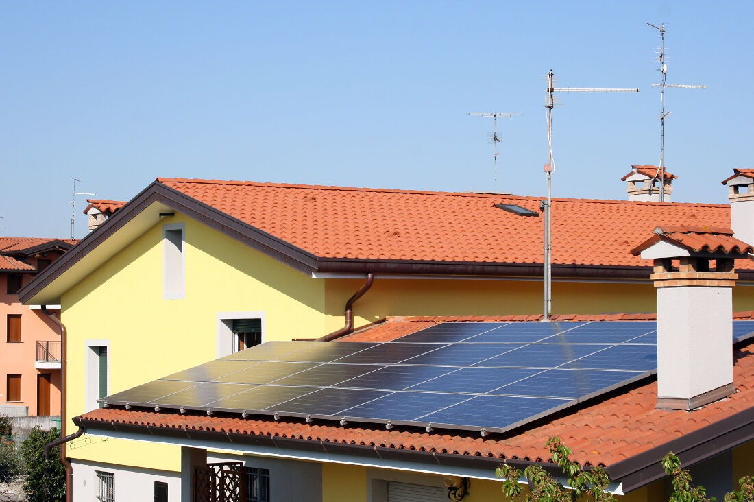 découvrez les prix des panneaux solaires de 6 kwc pour optimiser votre production d'énergie renouvelable. profitez d'une installation efficace et rentabilisez rapidement votre investissement grâce à nos conseils et comparatifs.