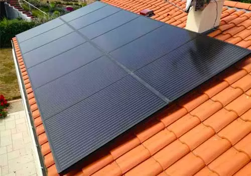 découvrez les prix des panneaux solaires en france et comparez les différentes options disponibles pour rentabiliser votre investissement énergétique. informez-vous sur les aides financières et les avantages écologiques des énergies renouvelables.