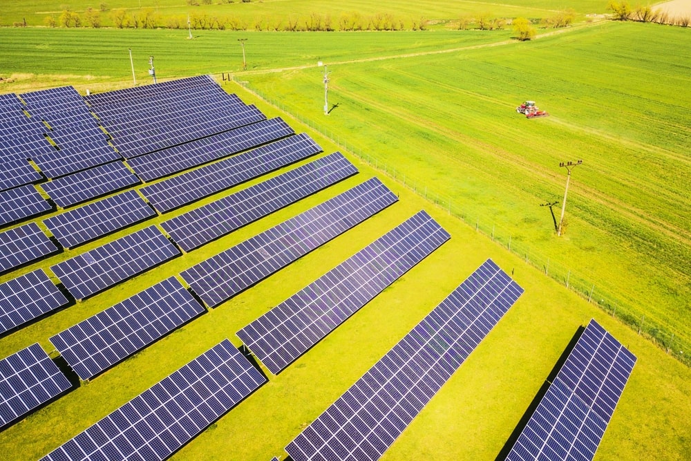 découvrez comment les projets photovoltaïques agricoles transforment l'agriculture en exploitant l'énergie solaire. optez pour une agriculture durable tout en réduisant vos coûts énergétiques grâce à des solutions innovantes.