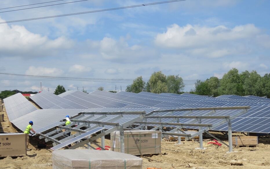 découvrez notre projet photovoltaïque en france, une initiative innovante visant à promouvoir l'énergie solaire. contribuez à la transition énergétique tout en bénéficiant d'une solution durable et respectueuse de l'environnement.