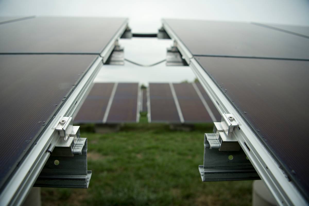 découvrez les paysages époustouflants du puy de dôme, volcan emblématique de l'auvergne. explorez des sentiers de randonnée, profitez de vues panoramiques et laissez-vous séduire par la richesse naturelle et culturelle de cette destination unique.