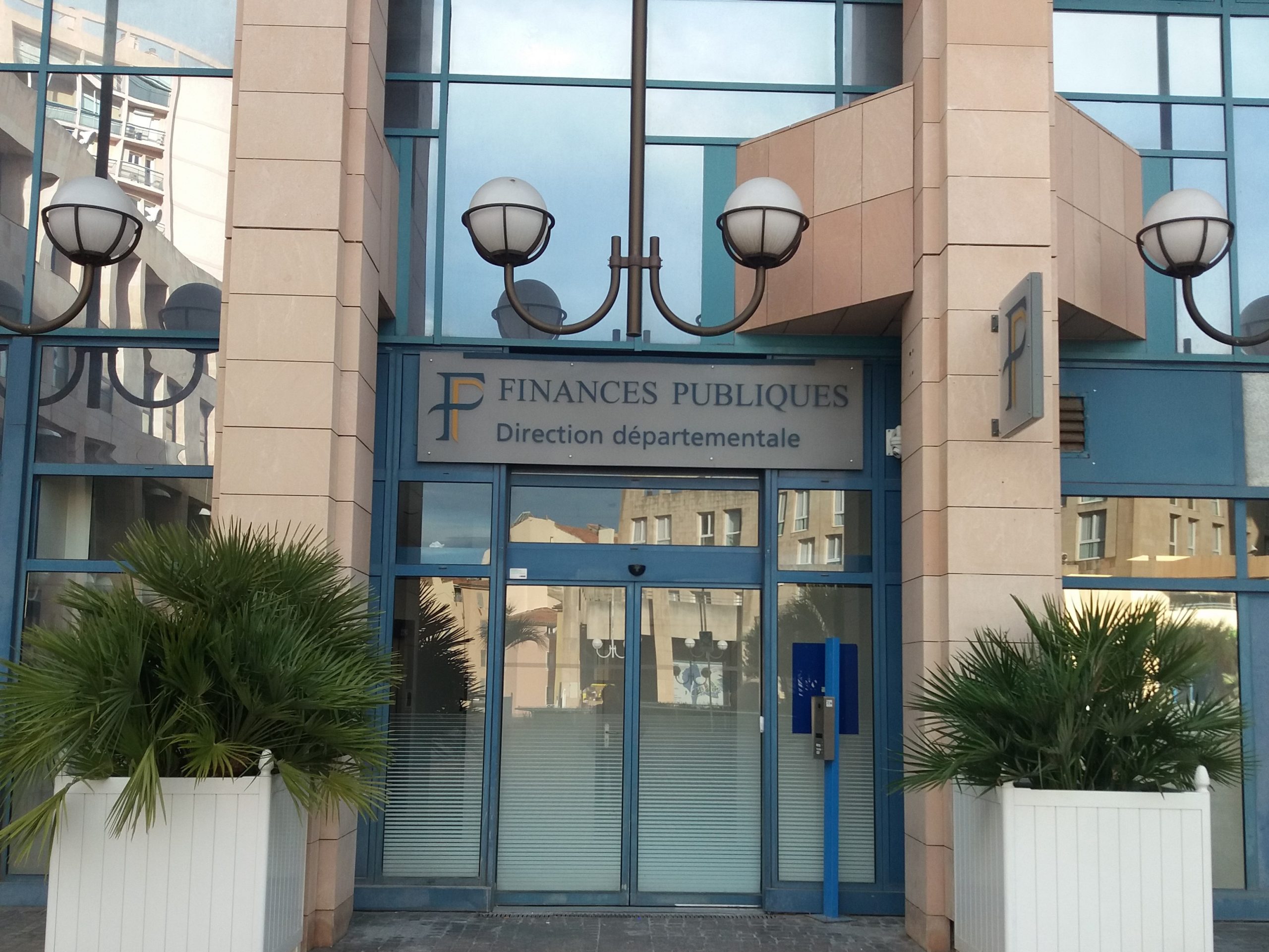 découvrez le concept de pv var, une méthode essentielle pour l'évaluation des performances des actifs. apprenez comment optimiser vos investissements et maîtriser les risques financiers grâce à cette approche innovante.