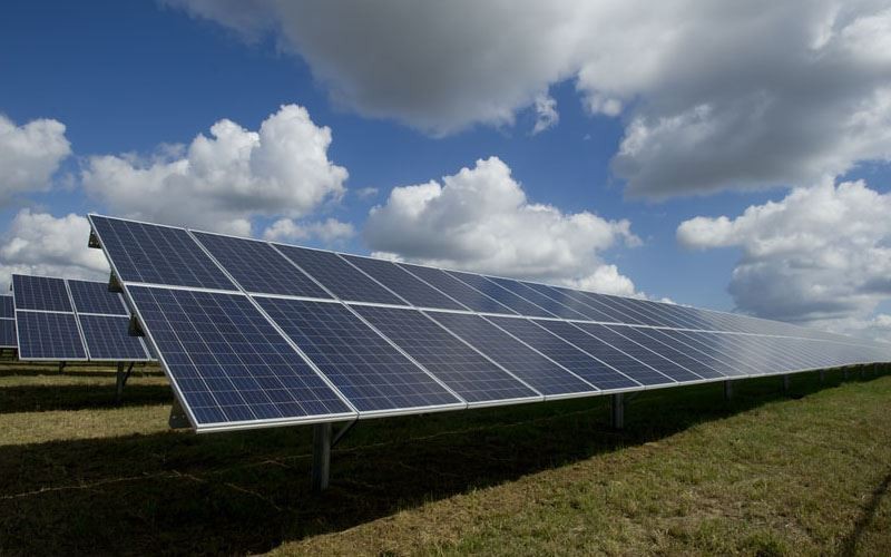 découvrez nos conseils et astuces pour profiter des réductions solaires, un moyen efficace de diminuer vos factures d'énergie tout en préservant l'environnement. apprenez à maximiser l'utilisation de l'énergie solaire et à bénéficier des aides disponibles.