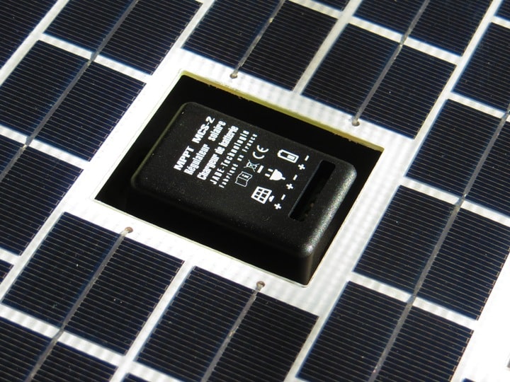 découvrez notre sélection de régulateurs de batterie, essentiels pour optimiser la performance de vos systèmes électriques. assurez une longévité accrue de vos batteries grâce à des solutions fiables et efficaces adaptées à vos besoins.