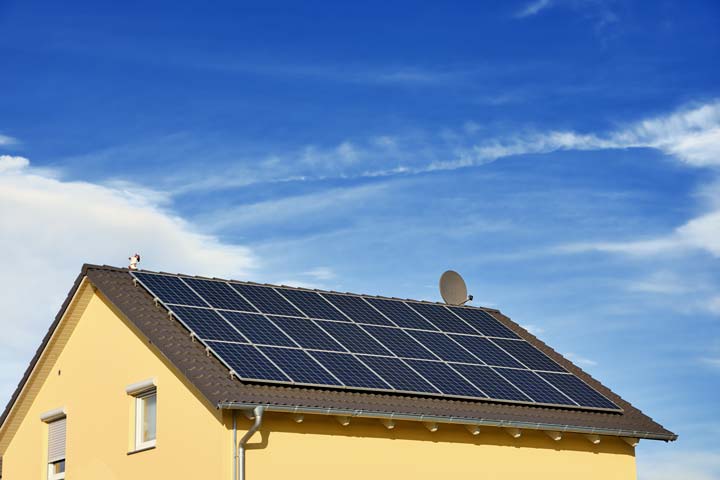 découvrez comment revendre votre électricité photovoltaïque et maximiser vos revenus. apprenez les étapes pour vendre votre surplus d'énergie solaire, les réglementations en vigueur et les meilleures pratiques pour profiter pleinement de votre installation photovoltaïque.