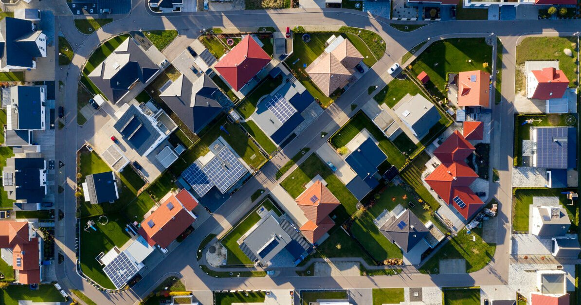 découvrez notre simulateur d'autoconsommation photovoltaïque qui vous permet d'estimer facilement votre production d'énergie et vos économies grâce à l'énergie solaire. prenez le contrôle de votre consommation et réduisez vos factures d'électricité dès aujourd'hui !