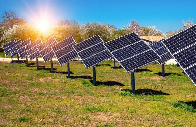 découvrez les avantages de l'énergie solaire : une solution écologique et économique pour réduire votre empreinte carbone et réaliser des économies sur vos factures d'électricité. adoptez l'énergie renouvelable et investissez dans un avenir durable.