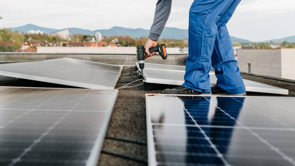 découvrez nos solutions photovoltaïques innovantes de solaredge, conçues pour maximiser l'efficacité énergétique de votre installation solaire. profitez d'une approche durable et performante pour réduire vos factures d'électricité tout en contribuant à la protection de l'environnement.