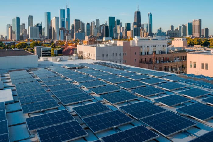 découvrez les solutions innovantes de stockage solaire urbain pour rendre votre ville plus durable. optimisez l'énergie solaire pour un usage quotidien tout en réduisant votre empreinte carbone grâce à des systèmes de stockage adaptés aux besoins urbains.