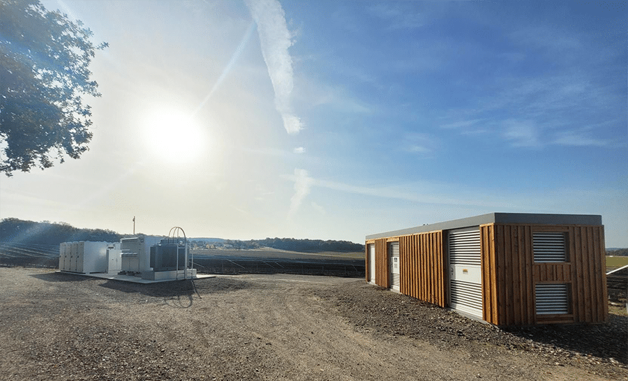 découvrez des solutions innovantes de stockage photovoltaïque pour maximiser l'efficacité de vos installations solaires. optimisez votre consommation d'énergie et réduisez votre empreinte carbone grâce à nos technologies avancées de stockage d'énergie.