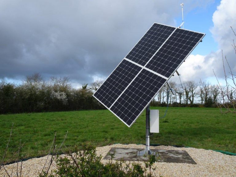découvrez comment optimiser votre production d'énergie solaire avec des suiveurs solaires. ces dispositifs innovants ajustent l'angle des panneaux pour capter un maximum de lumière tout au long de la journée, maximisant ainsi votre rendement énergétique.