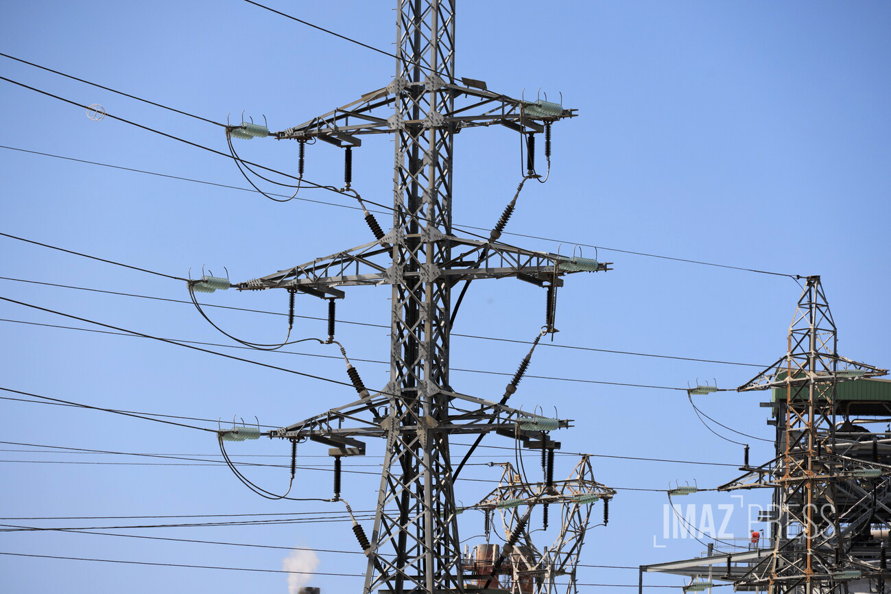 découvrez tout ce qu'il faut savoir sur la tension edf haute : ses enjeux, son impact sur les consommateurs, et les solutions pour gérer votre consommation d'énergie efficacement.